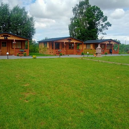 Domki Nad Stawem Стегна Екстериор снимка